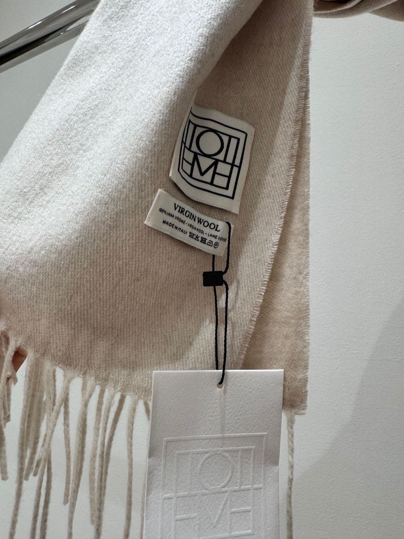 Toteme Scarf